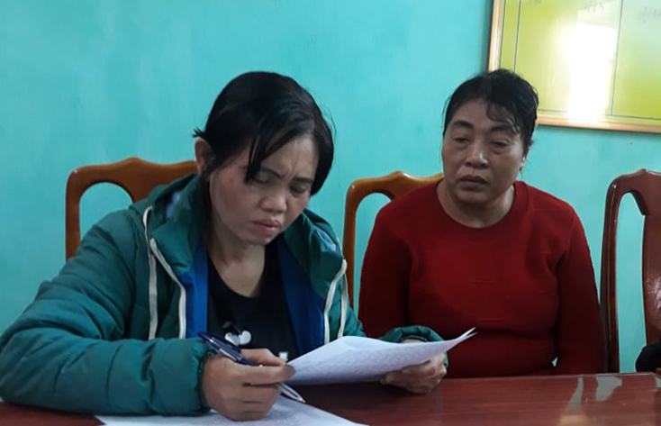 Chủ quán lên kế hoạch để nhân viên trộm tiền của khách