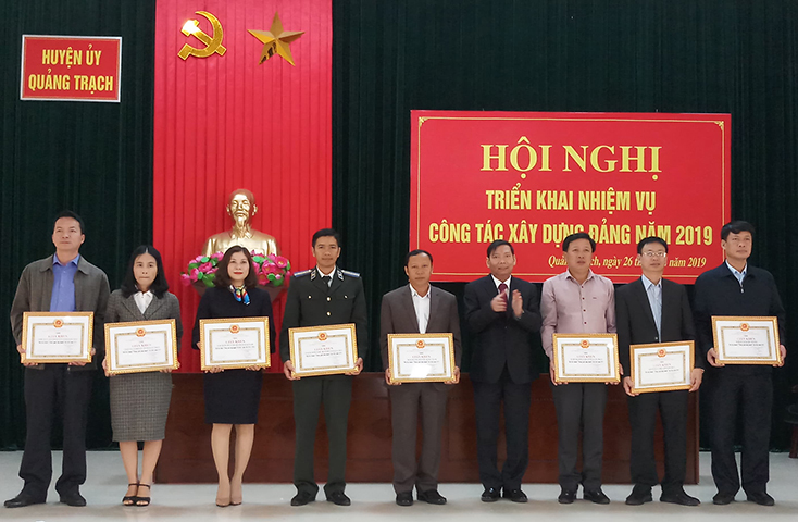 Đảng bộ huyện Quảng Trạch:  Kịp thời giải quyết những vấn đề bức xúc, nổi cộm