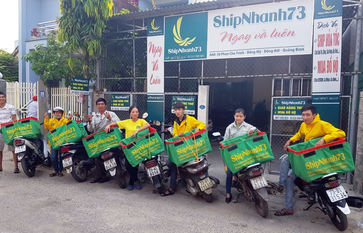 Buồn, vui nghề "đội nắng, gánh mưa"