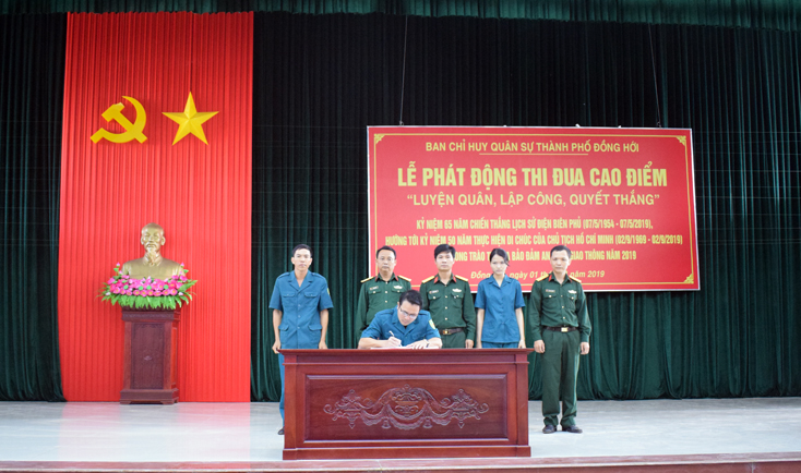 Phát động thi đua cao điểm chào mừng các ngày lễ lớn