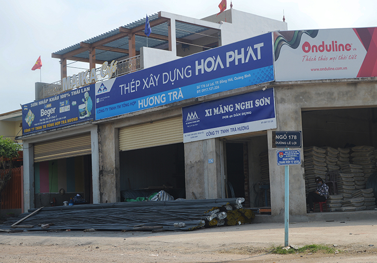 Cần kiểm tra, xử lý nghiêm các cơ sở kinh doanh, dịch vụ lấn chiếm vỉa hè