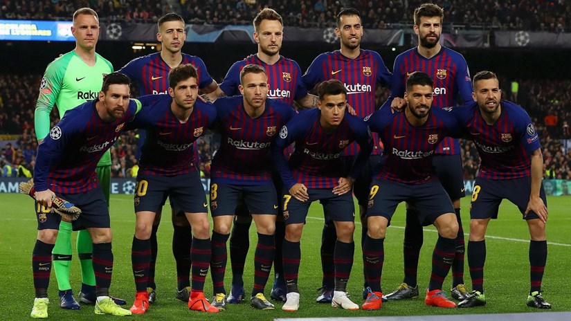 Barcelona công bố danh sách, sẵn sàng đối đầu Manchester United
