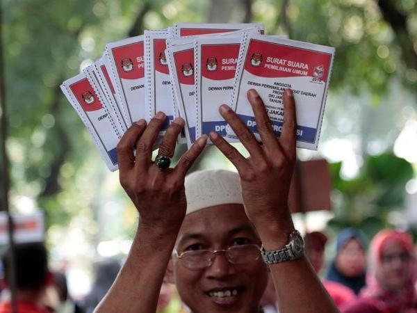 Indonesia bắt đầu bầu cử tổng thống và cơ quan lập pháp các cấp