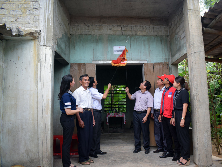 Hỗ trợ 625 nhà ở cho hộ nghèo