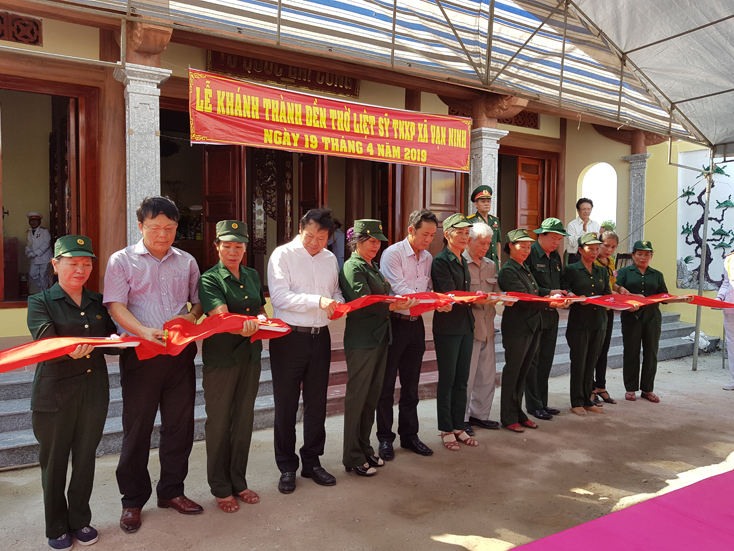 Khánh thành Đền thờ liệt sỹ thanh niên xung phong xã Vạn Ninh