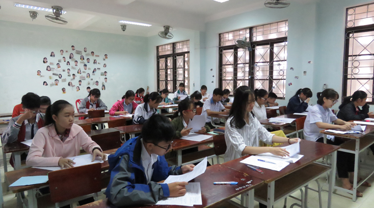 Hơn 600 học sinh lớp 9 và lớp 12 đạt học sinh giỏi cấp tỉnh