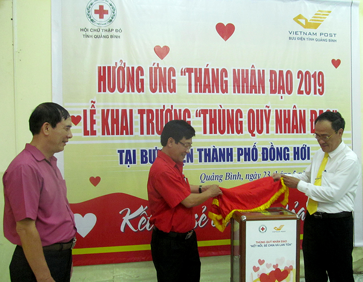 Hội Chữ thập đỏ và Bưu điện tỉnh:  Ký kết chương trình phối hợp