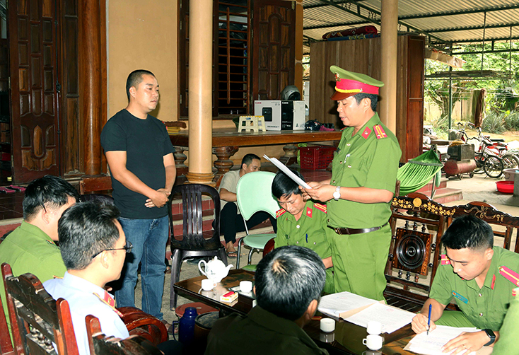 Bắt tạm giam giám đốc doanh nghiệp lạm dụng tín nhiệm chiếm đoạt tài sản