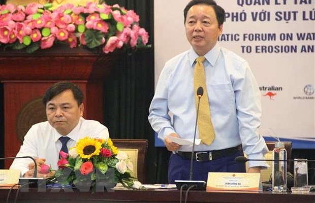 Cấp bách giải quyết sạt lở, sụt lún đất và xâm nhập mặn vùng ĐBSCL