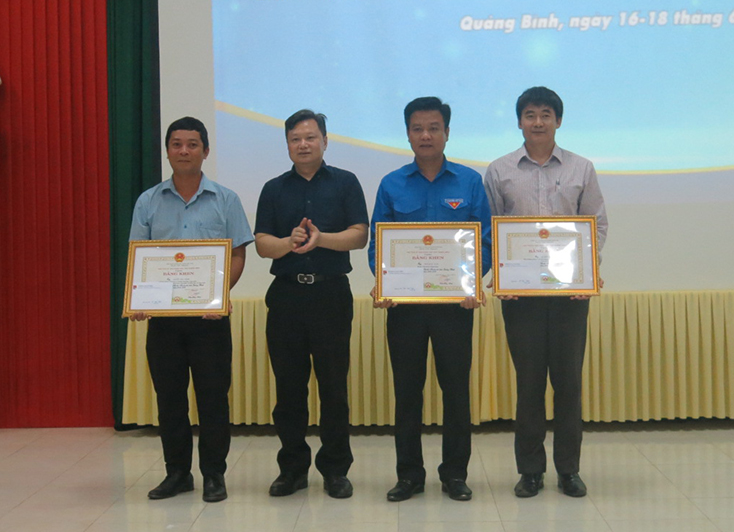Kỷ niệm 20 năm hội thi Tin học trẻ Quảng Bình