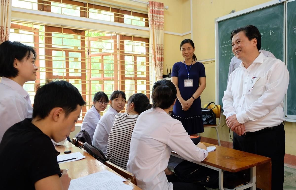 Thứ trưởng Bộ Giáo dục "bật mí" về đề thi THPT quốc gia 2019
