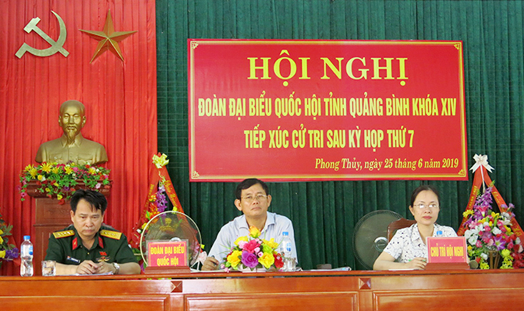 Đại biểu Quốc hội tiếp xúc cử tri huyện Lệ Thủy và Quảng Ninh