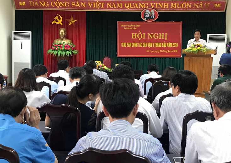 Tăng cường bám sát cơ sở, nắm chắc tình hình nhân dân