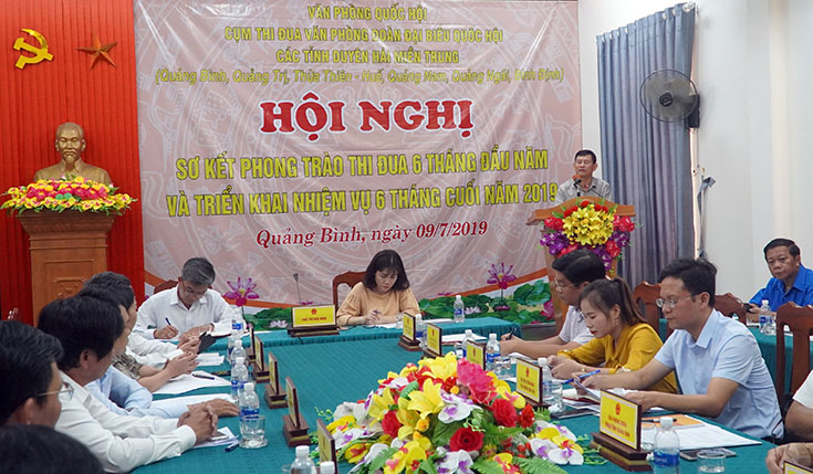 Tiếp tục đẩy mạnh các phong trào thi đua