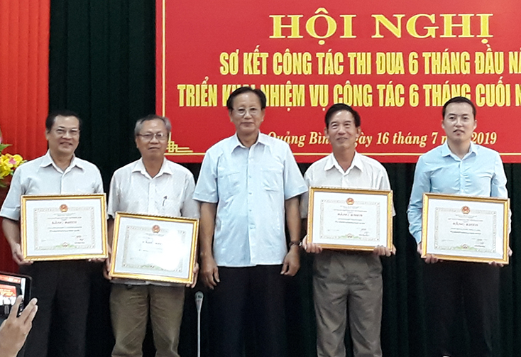 Tập trung thi đua xây dựng tổ chức hội vững mạnh