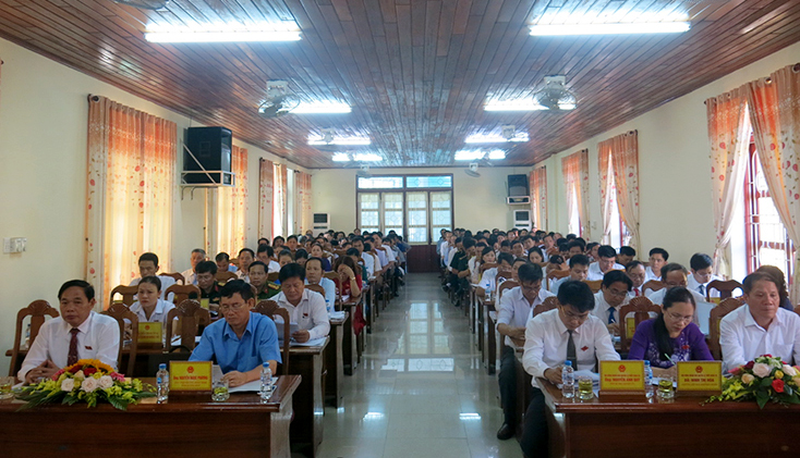 Lệ Thủy: Kinh tế-xã hội tiếp tục chuyển biến tích cực