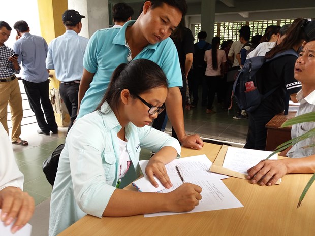 Hôm nay, thí sinh bắt đầu điều chỉnh nguyện vọng xét tuyển đại học