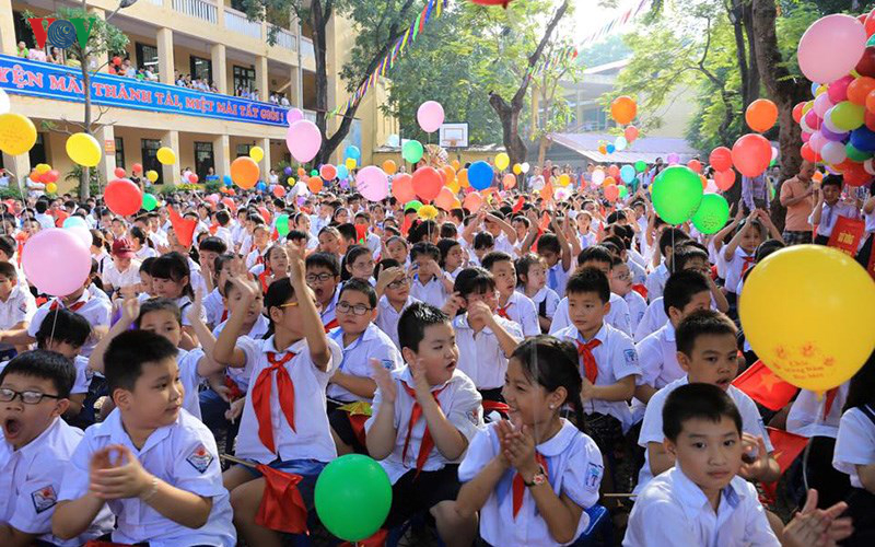 Bức thư về lễ khai giảng của cô bé lớp 5 khiến người lớn giật mình