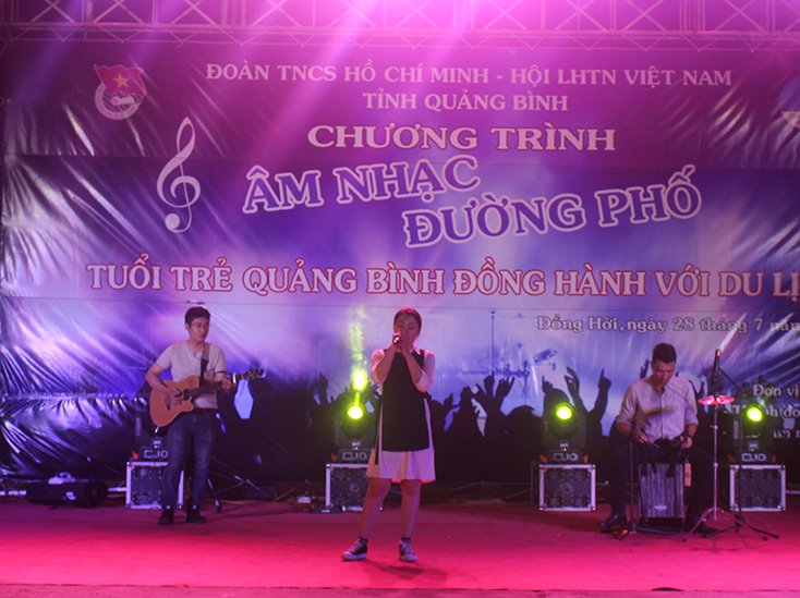 Sôi động chương trình "Âm nhạc đường phố"