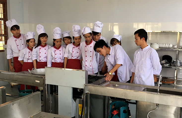 Đào tạo nghề cho học sinh dân tộc thiểu số: Chông chênh con đường lập nghiệp