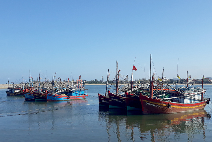 Quảng Bình: Các phương tiện đánh bắt trên biển chủ động phòng tránh bão số 3