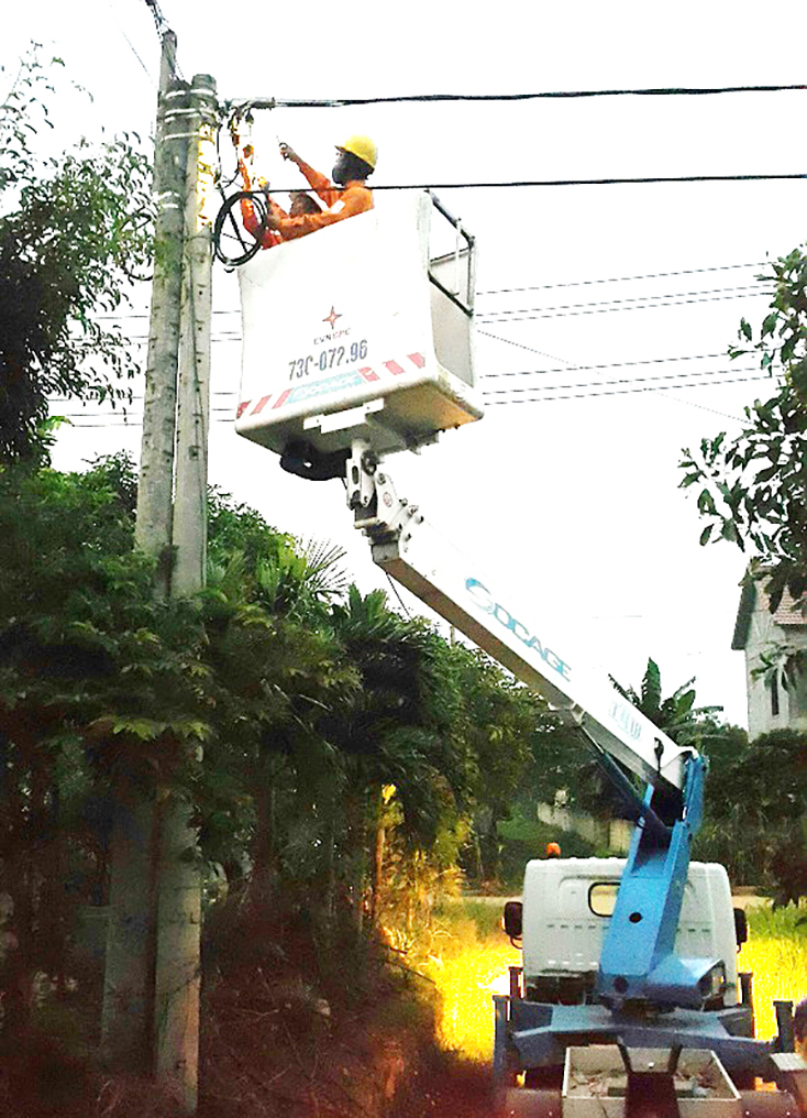 Điện lực Bố Trạch: Tăng cường các giải pháp bảo đảm cấp điện trong mùa nắng nóng