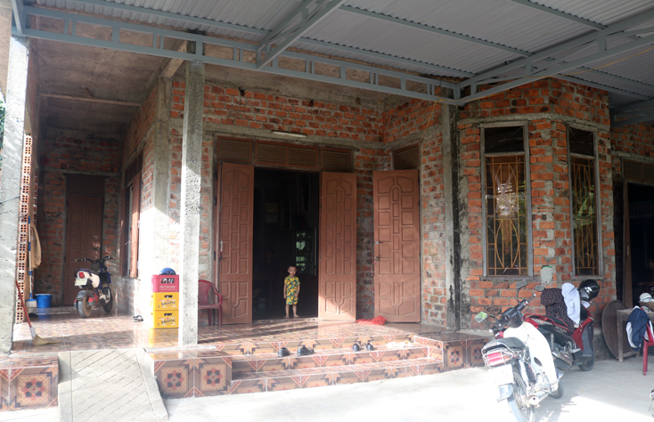UBND xã Phù Hóa đã trả xong tiền nợ cho các hộ chính sách