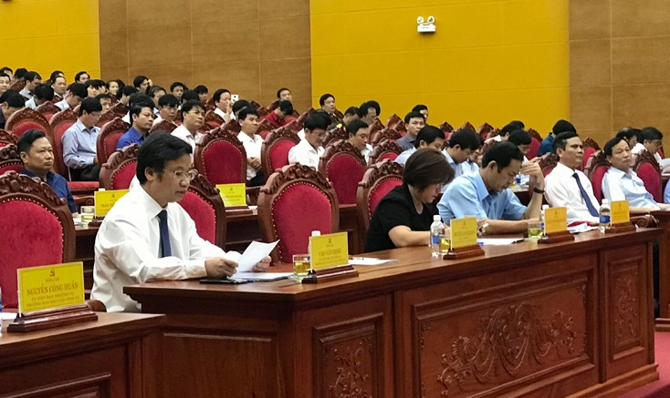 Học tập, quán triệt các nghị quyết, chỉ thị của Bộ Chính trị, Ban Bí thư