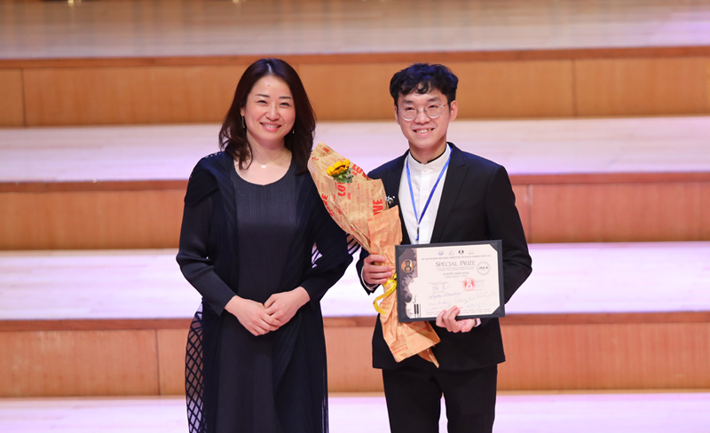 Việt Nam bội thu giải tại cuộc thi Violin và hòa tấu thính phòng
