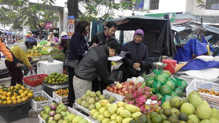 Bảo đảm an toàn vệ sinh thực phẩm, nhìn từ chợ truyền thống