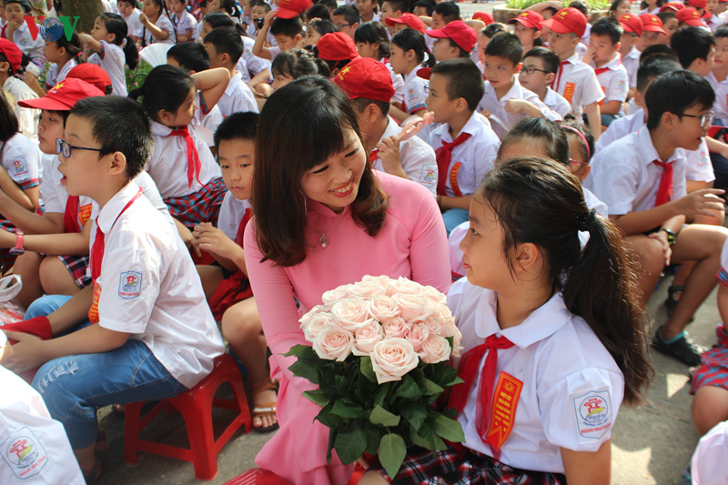 Bộ GD-ĐT: Lễ khai giảng phải vui tươi, không đọc báo cáo thành tích