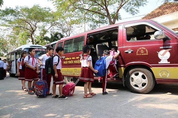 Tăng cường bảo đảm an toàn cho học sinh sử dụng dịch vụ đưa đón bằng xe ô tô