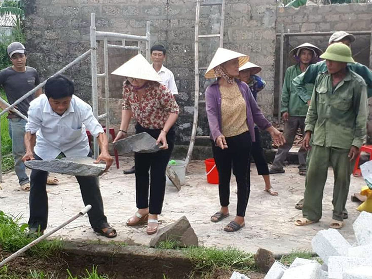 Khởi công xây dựng nhà "Mái ấm tình thương" cho phụ nữ nghèo
