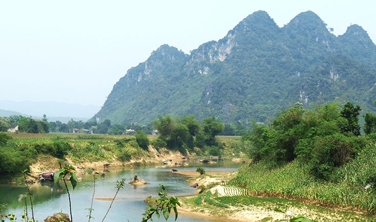 Đất nước lời ru
