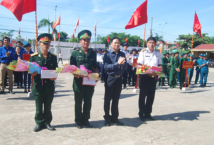 Nâng cao chất lượng tổng hợp của LLVT địa phương: Góp phần xây dựng nền quốc phòng toàn dân vững mạnh