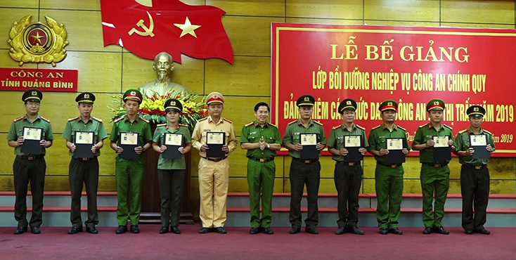 Bồi dưỡng công an chính quy đảm nhiệm chức danh công an xã