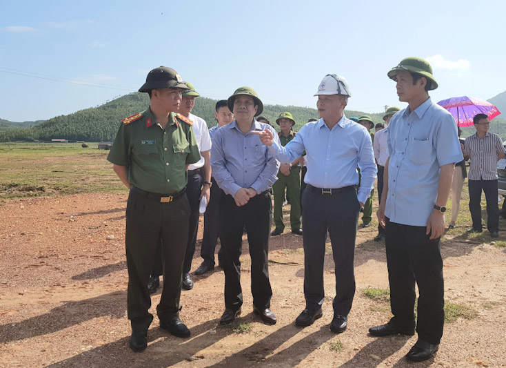 Đẩy nhanh tiến độ giải phóng mặt bằng, xây dựng khu tái định cư Nhà máy nhiệt điện Quảng Trạch