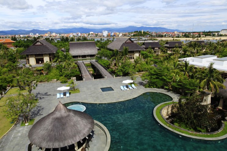 Sun Spa Resort nhận giải khu nghỉ dưỡng và khu biệt thự biển sang trọng nhất thế giới