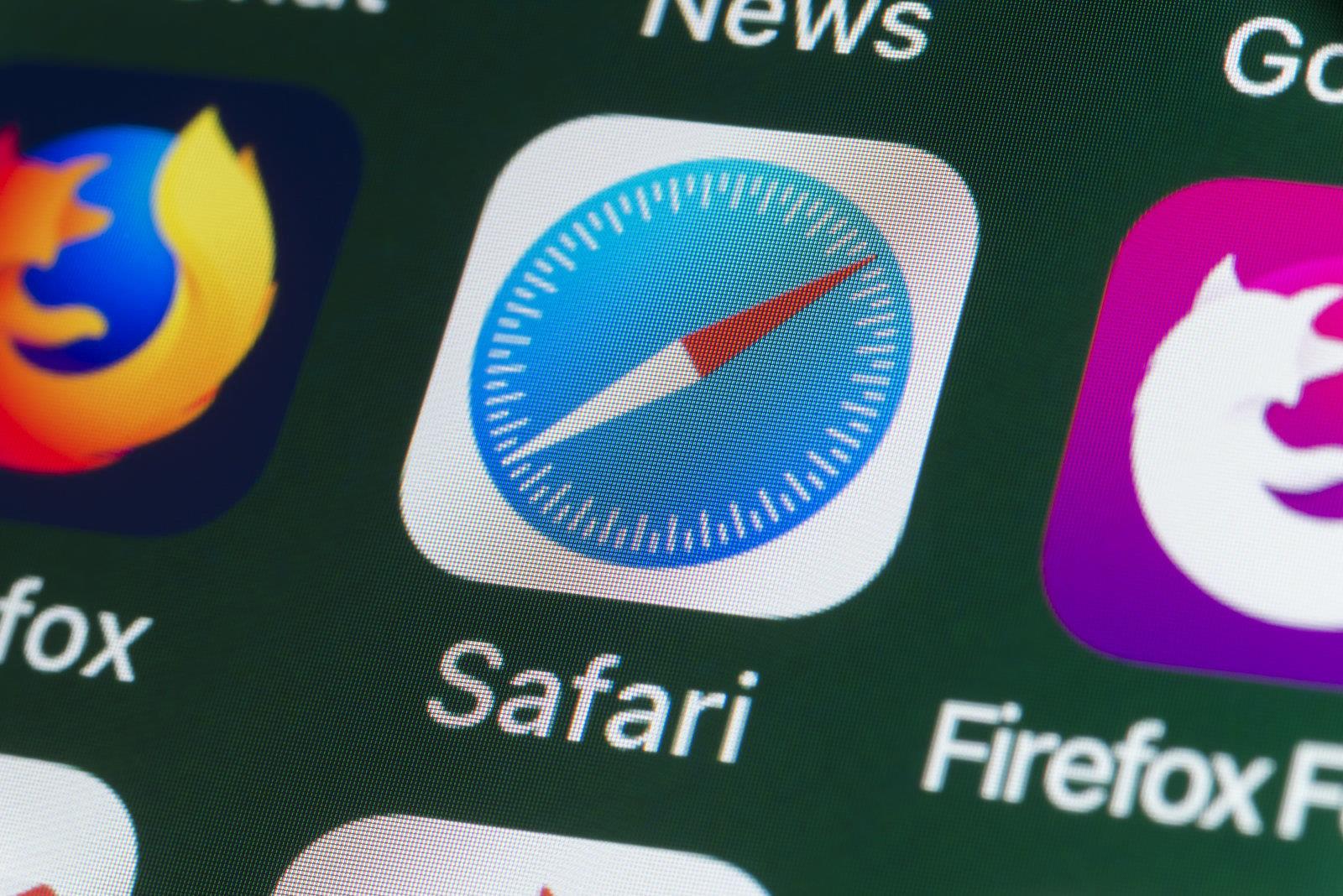 Apple bị chỉ trích vì gửi dữ liệu duyệt web đến công ty Trung Quốc