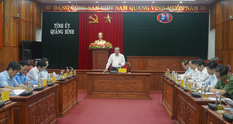 Tăng cường công tác chính trị, tư tưởng, tạo sự đoàn kết, thống nhất cao trong Đảng bộ và nhân dân