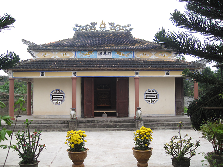 Di tích mộ và nhà thờ Hoàng Kế Viêm