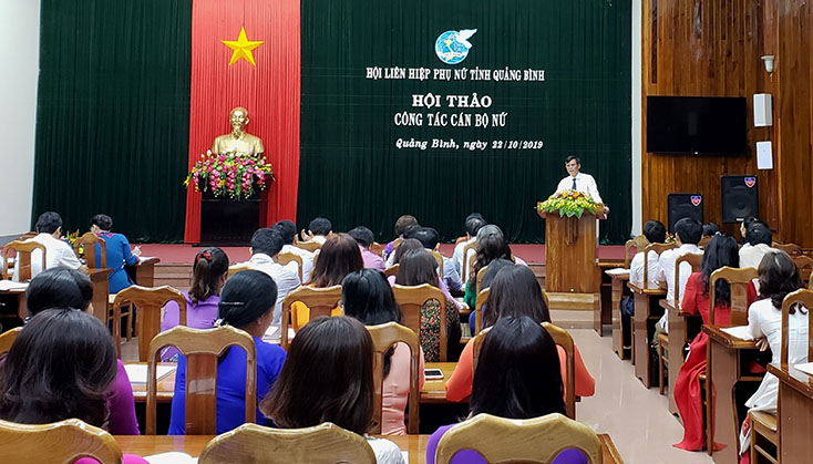 Hội thảo "Công tác cán bộ nữ và giải pháp tạo nguồn cán bộ nữ"