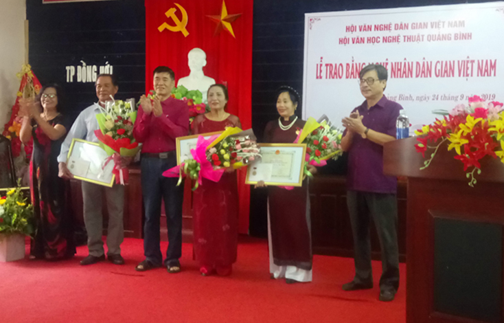 25 năm miệt mài với sự nghiệp văn nghệ dân gian