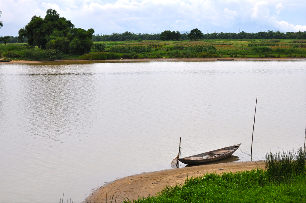 Em về bến nhớ sóng xô