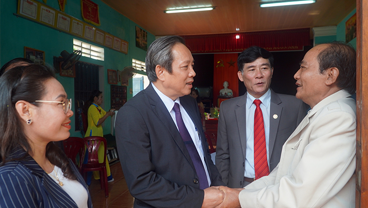 Đồng chí Bí thư Tỉnh ủy dự "Ngày hội Đại đoàn kết toàn dân tộc" gắn với "Ngày hội văn hóa quân-dân"
