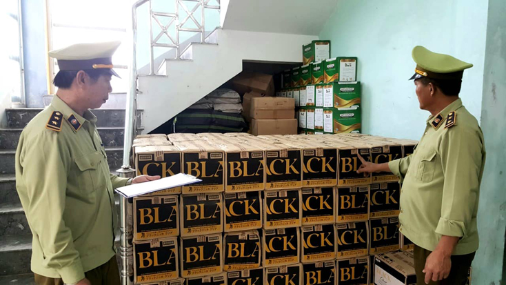 Bắt giữ vụ vận chuyển rượu ngoại nhập lậu trị giá hơn 1 tỷ đồng