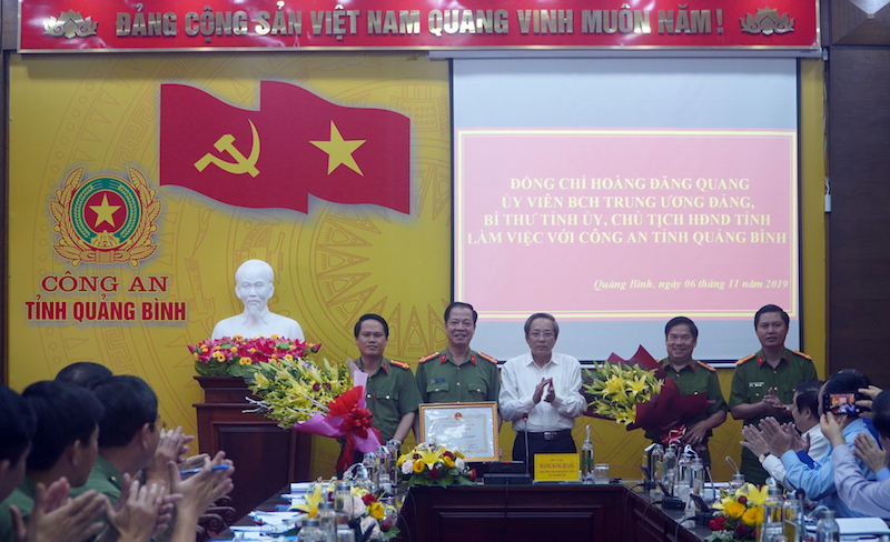 Đồng chí Bí thư Tỉnh ủy làm việc với Ban Thường vụ Đảng ủy Công an tỉnh