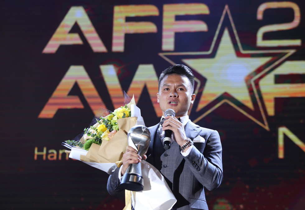 HLV Park Hang Seo, Quang Hải thắng Giải HLV và cầu thủ của năm tại AFF Awards 2019