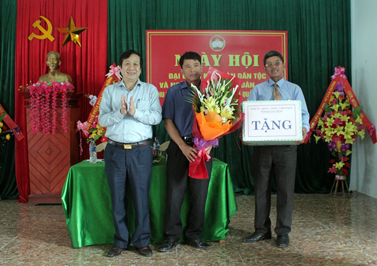 Lãnh đạo tỉnh dự "Ngày hội Đại đoàn kết toàn dân tộc" ở khu dân cư