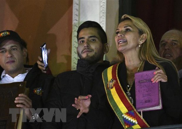 Tòa án Hiến pháp Bolivia phê chuẩn bà Anez làm tổng thống lâm thời